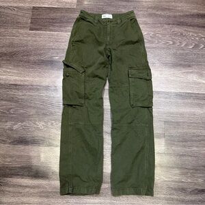 Aritzia TNA Cargo Pants Pockets Baggy Green Women’s 00